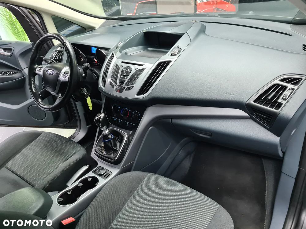 Ford C-MAX - 17