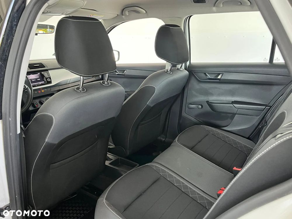 Skoda Fabia 1.0 TSI Ambition - 36