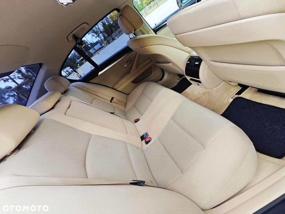 BMW Seria 5 - 24