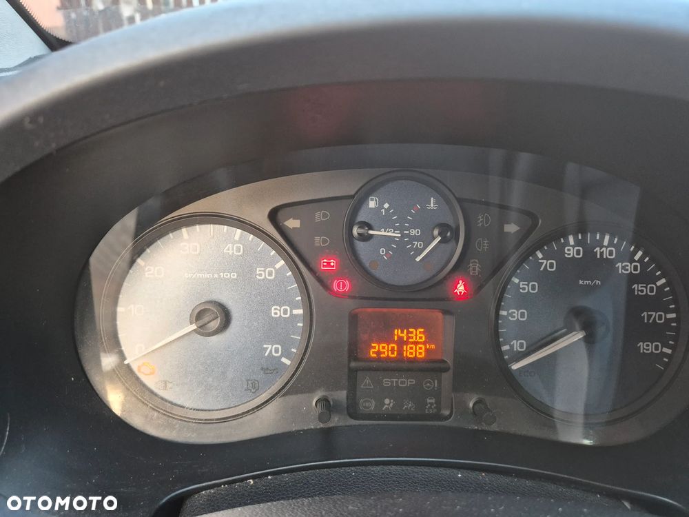 Peugeot Partner - 15