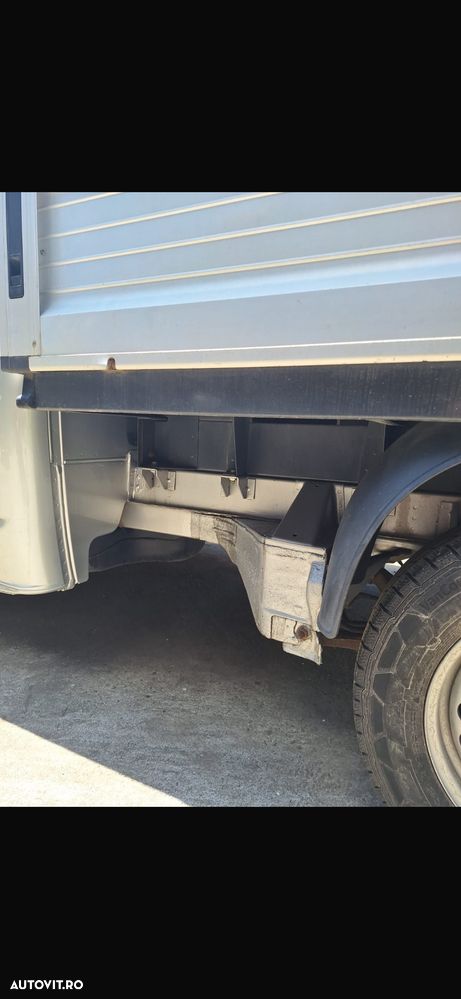 Volkswagen Transporter - 4