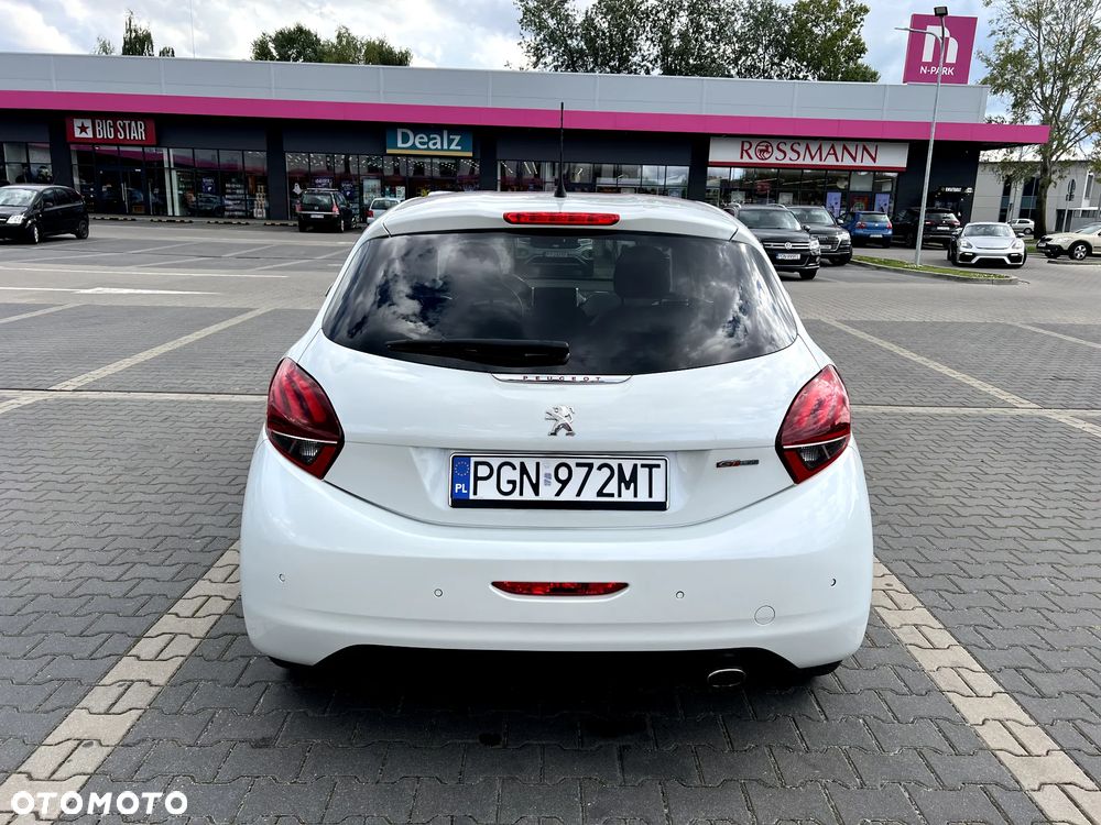 Peugeot 208 1.2 PureTech Allure S&S - 12
