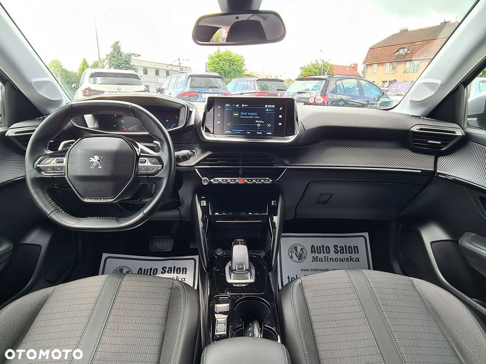 Peugeot 208 1.2 PureTech Active S&S EAT8 - 11