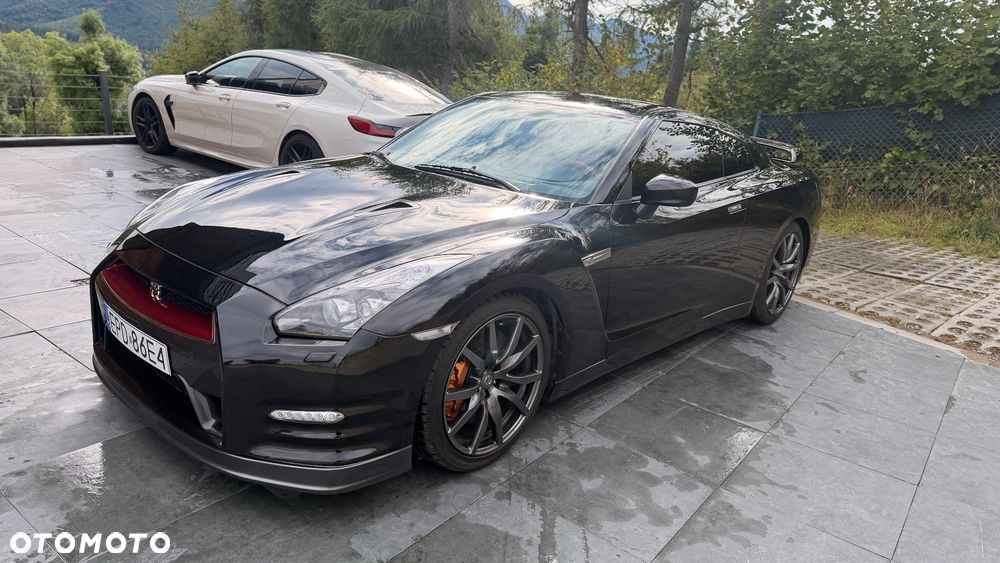 Nissan GT-R - 22