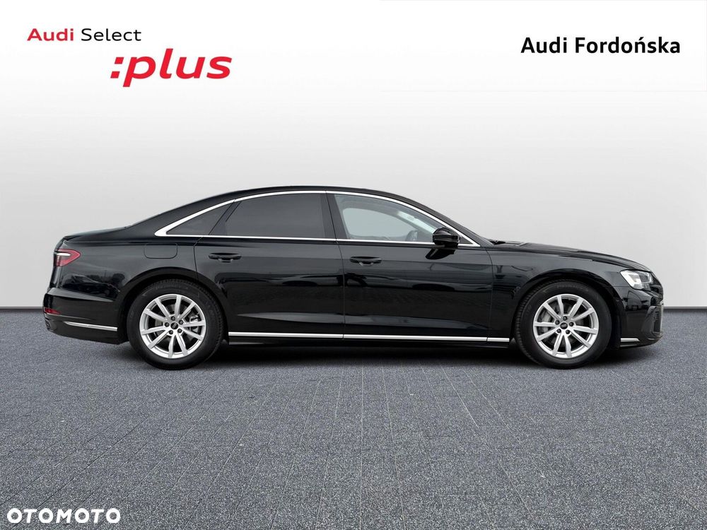 Audi A8 - 6