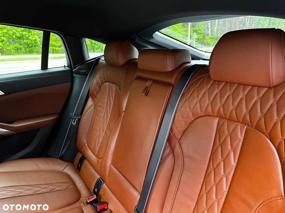 BMW X6 - 37