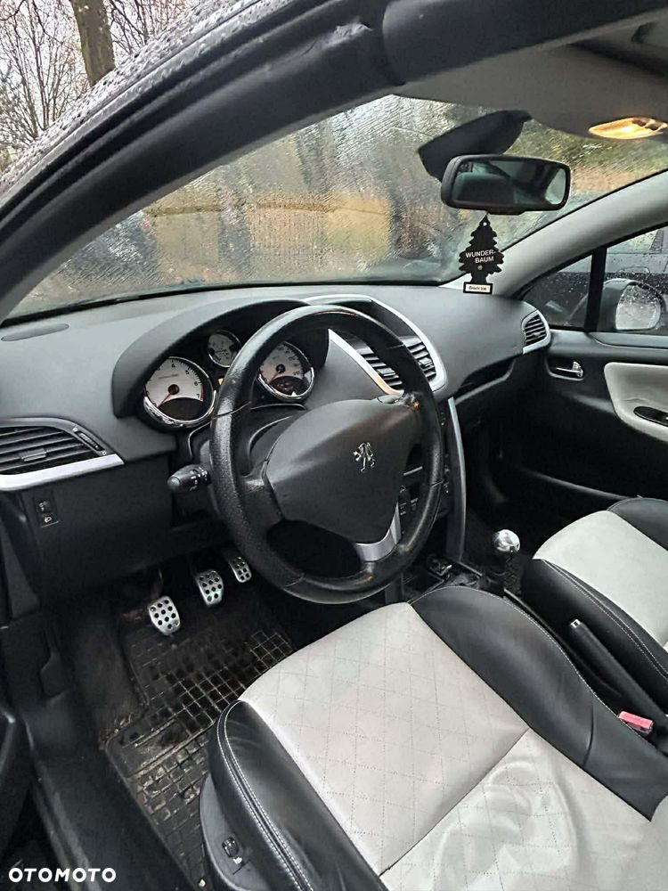 Peugeot 207 CC 150 Turbo Platinum - 5