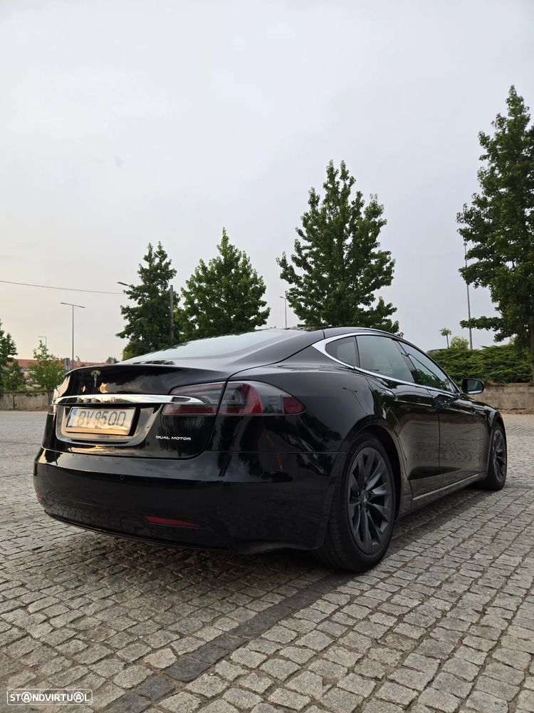 Tesla Model S Long Range - 3