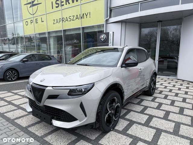 Alfa Romeo Junior 1.2 mHEV Ti eDCT - 4