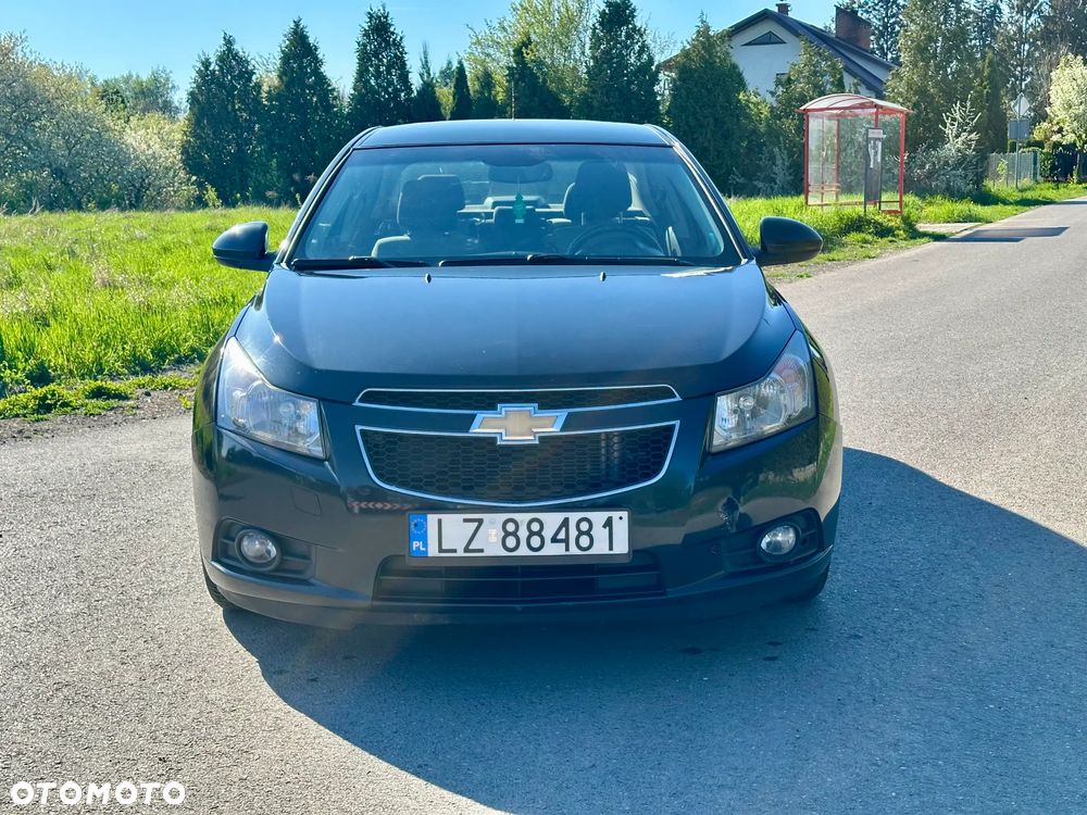Chevrolet Cruze 2011 photo 3