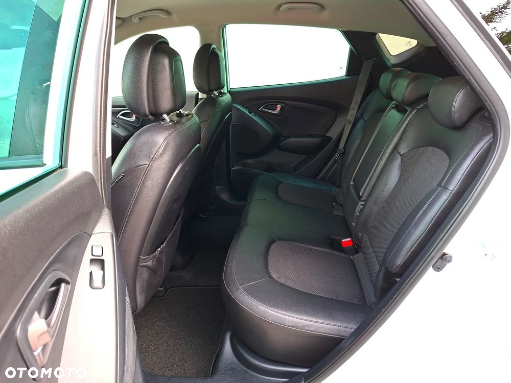 Hyundai ix35 1.6 GDI Premium 2WD - 24
