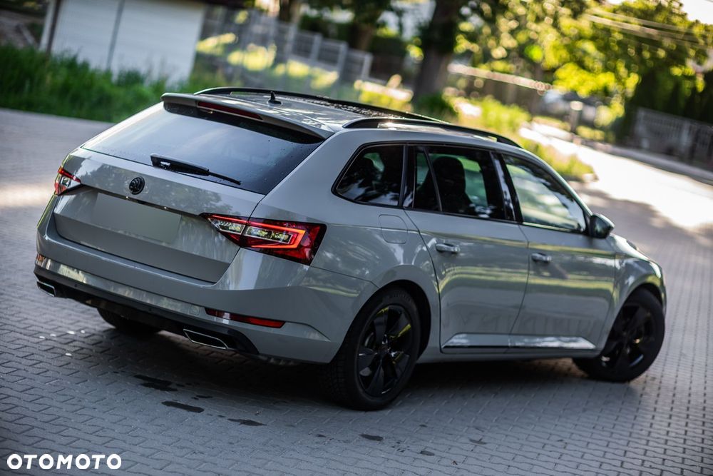 Skoda Superb 2.0 TSI 4x4 DSG Sportline - 10