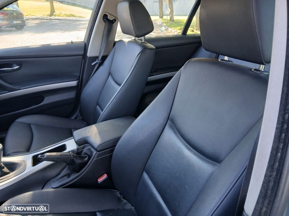 BMW 320 d Touring Sport - 7