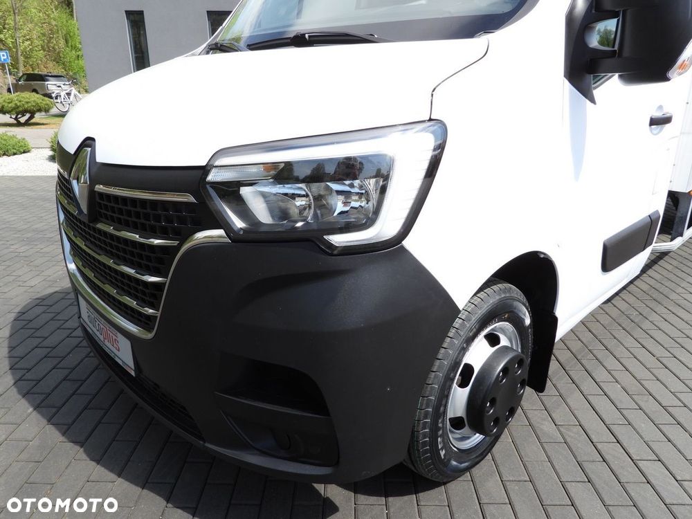 Renault MASTER KONTENER WINDA 8 PALET TEMPOMAT NAWIGACJA LEDY BLIŹNIACZE KOŁA KLIMATYZACJA  145KM - 21