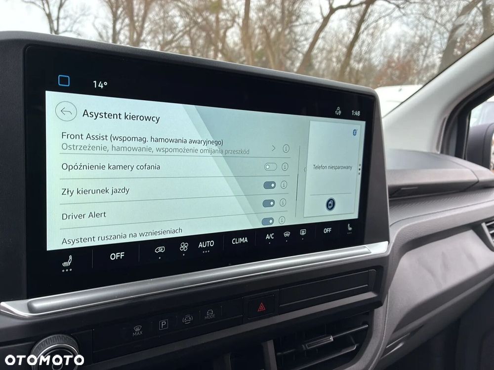 Volkswagen Caravelle - 31