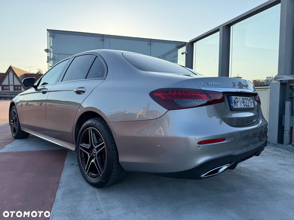 Mercedes-Benz Klasa E - 14