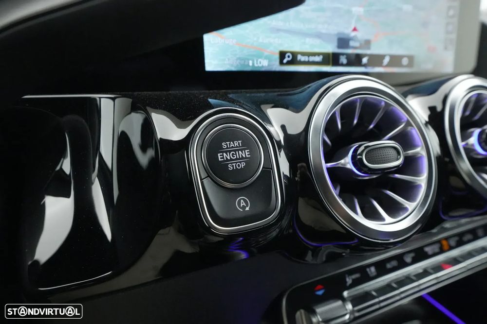 Mercedes-Benz GLA 180 d AMG Line - 21