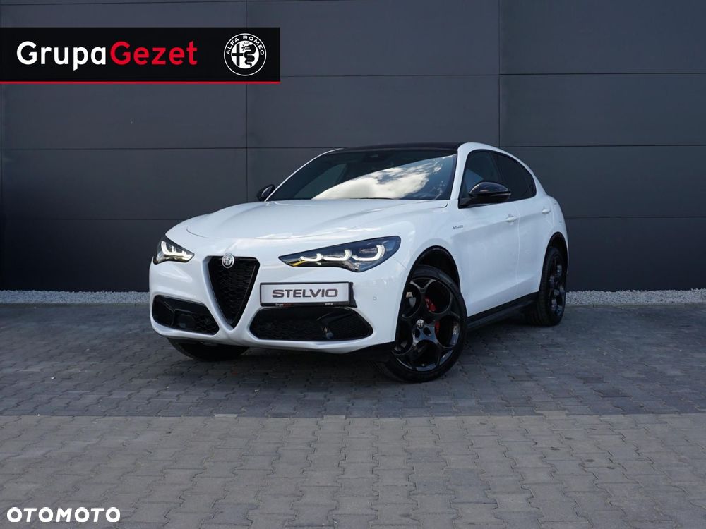 Alfa Romeo Stelvio - 12