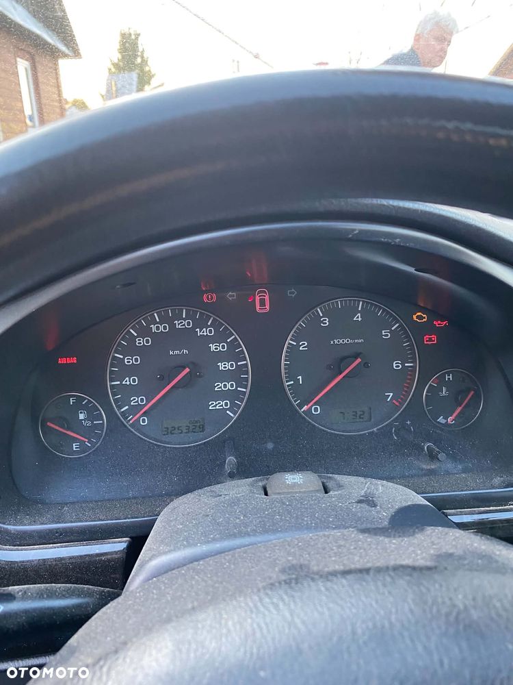 Subaru Legacy 2.0GL 16v 4x4 - 12