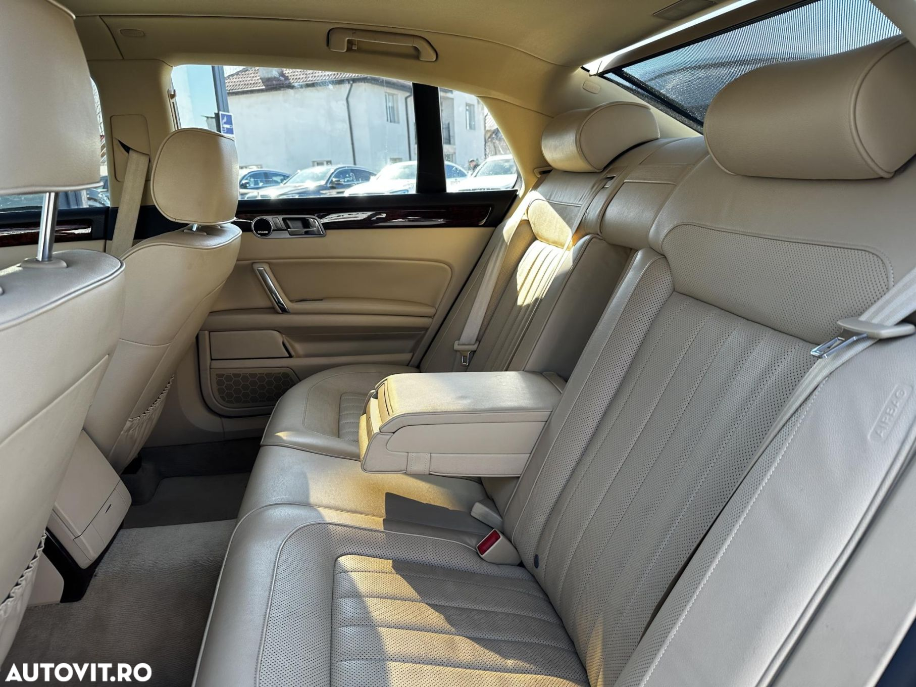 Volkswagen Phaeton - 19