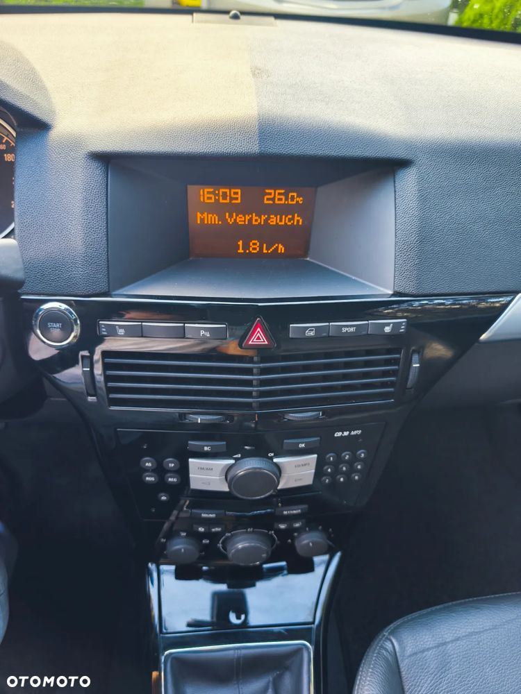 Opel Astra 1.8 Cosmo - 18