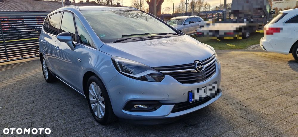 Opel Zafira - 11