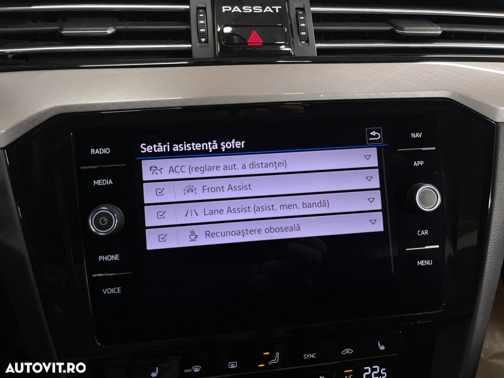 Volkswagen Passat 2.0 TDI DSG Comfortline - 16