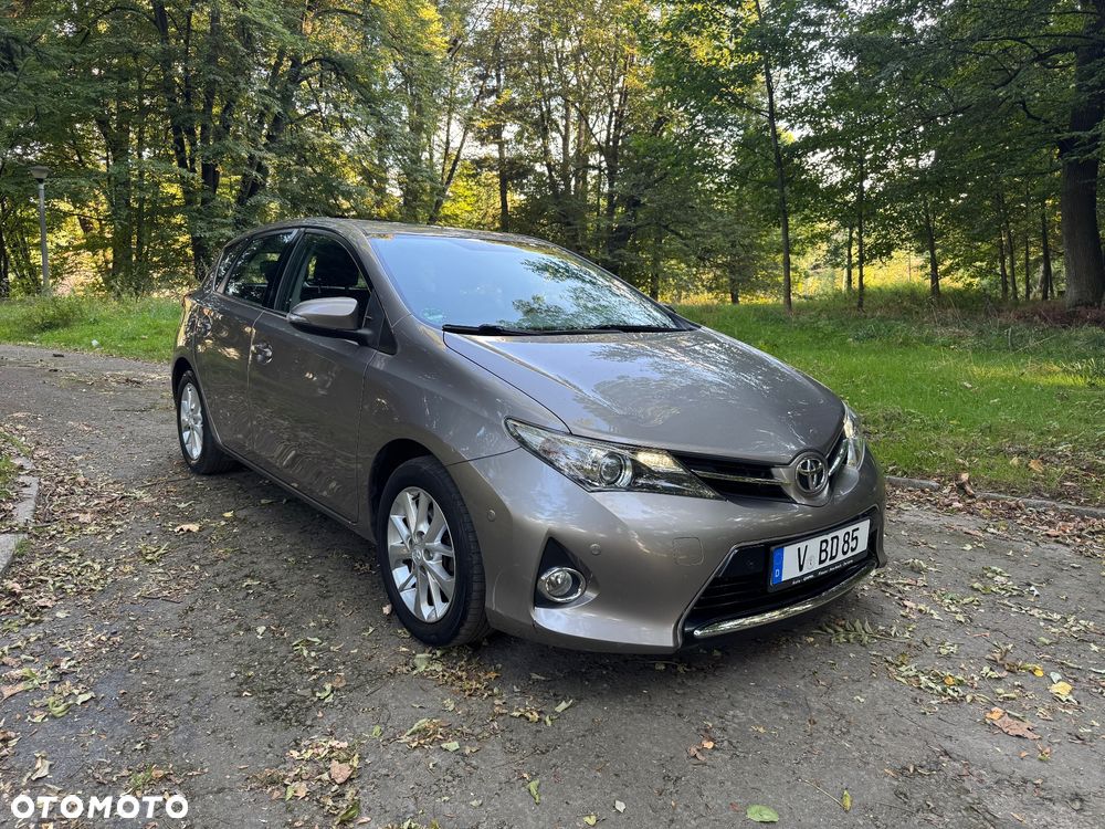 Toyota Auris 1.6 Valvematic START Edition - 1
