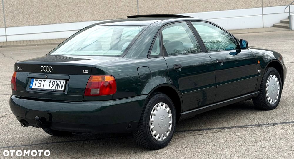 Audi A4 Limousine - 4