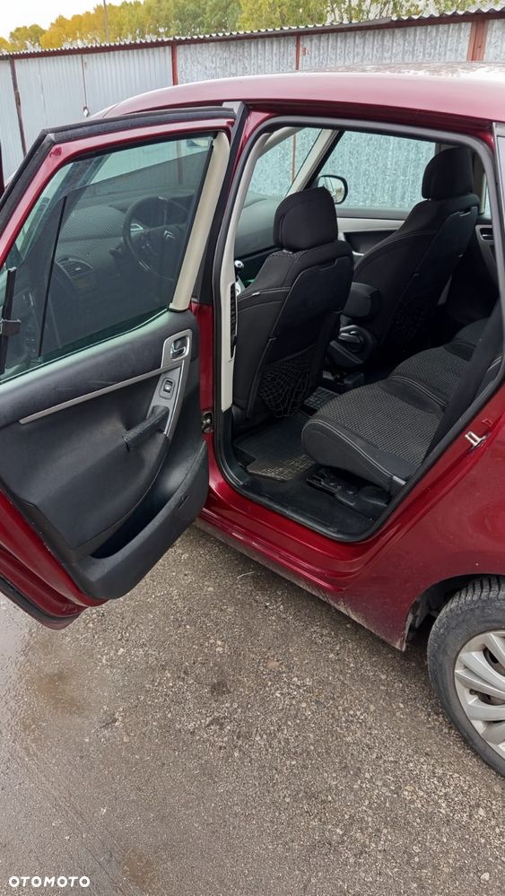 Citroën C4 Picasso 1.6 HDi FAP Confort - 9