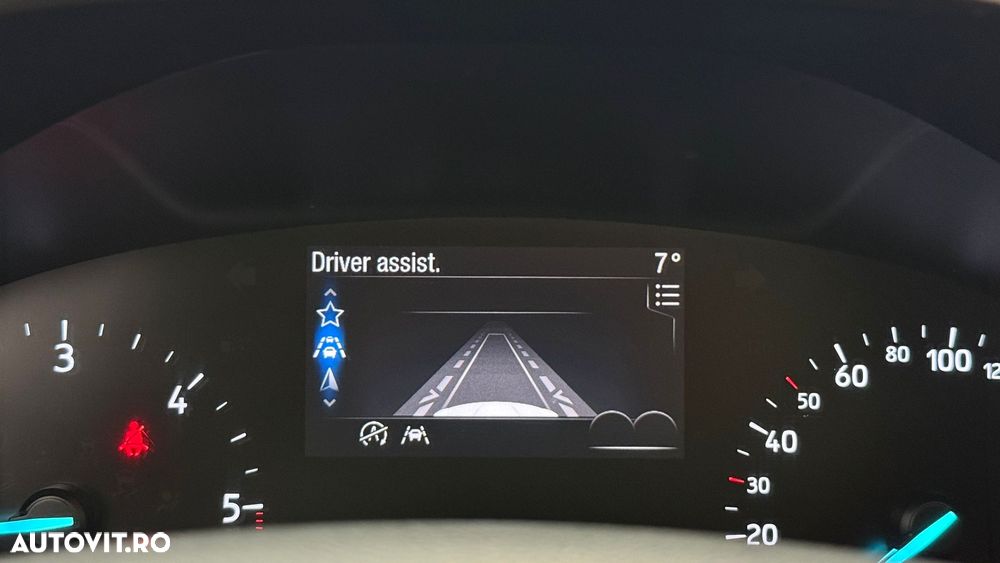 Ford Focus 1.5 EcoBlue Titanium Business - 35