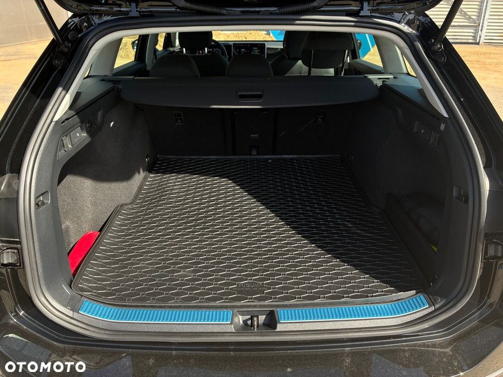 Volkswagen Passat - 25
