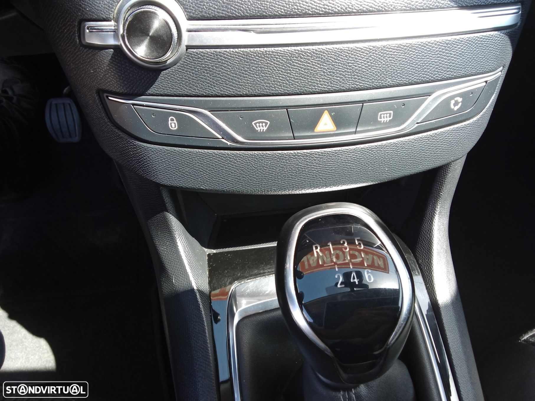 Peugeot 308 SW 1.5 BlueHDi Style - 17