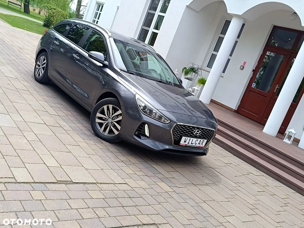 Hyundai i30 blue Kombi 1.6 CRDi Style - 38