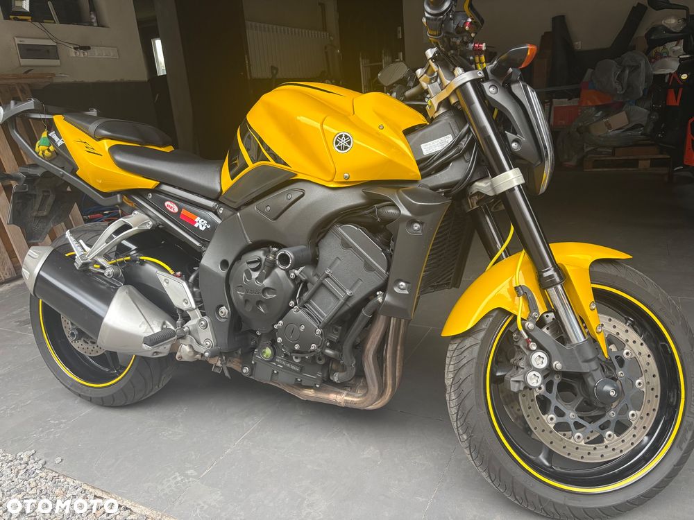 Yamaha FZ - 4