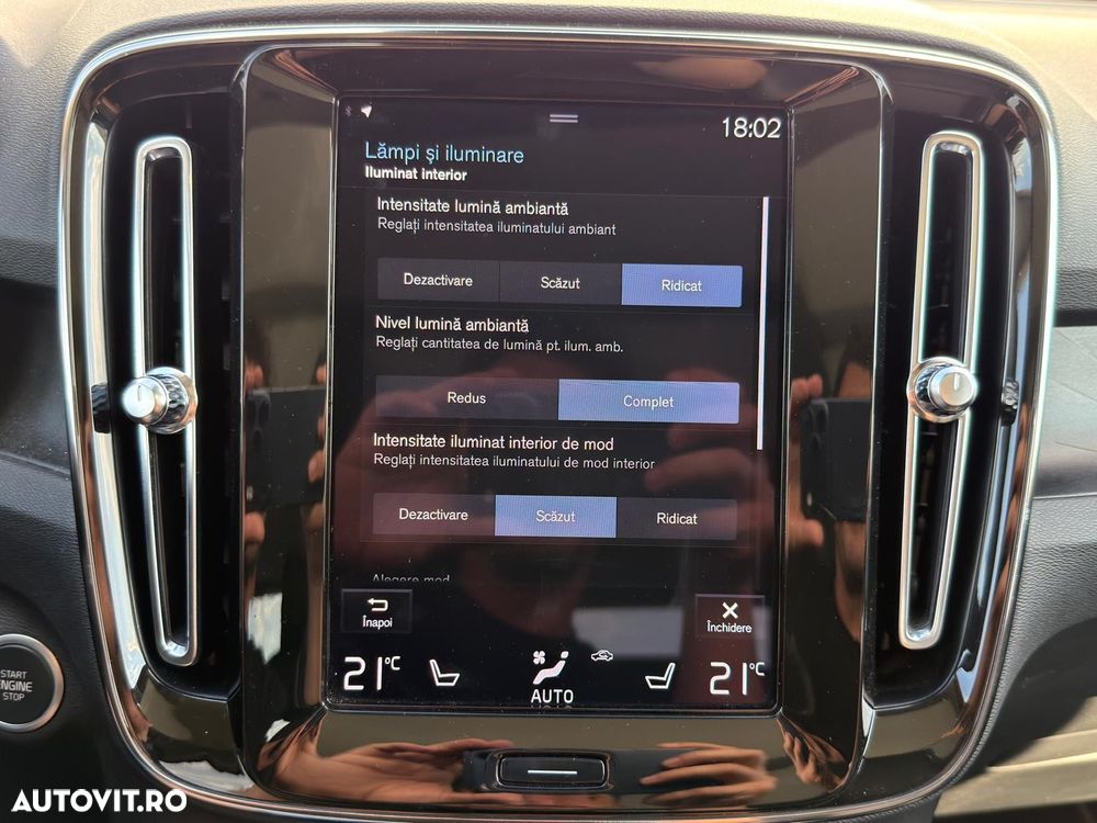 Volvo XC 40 T5 Recharge DKG Ultimate Dark - 24