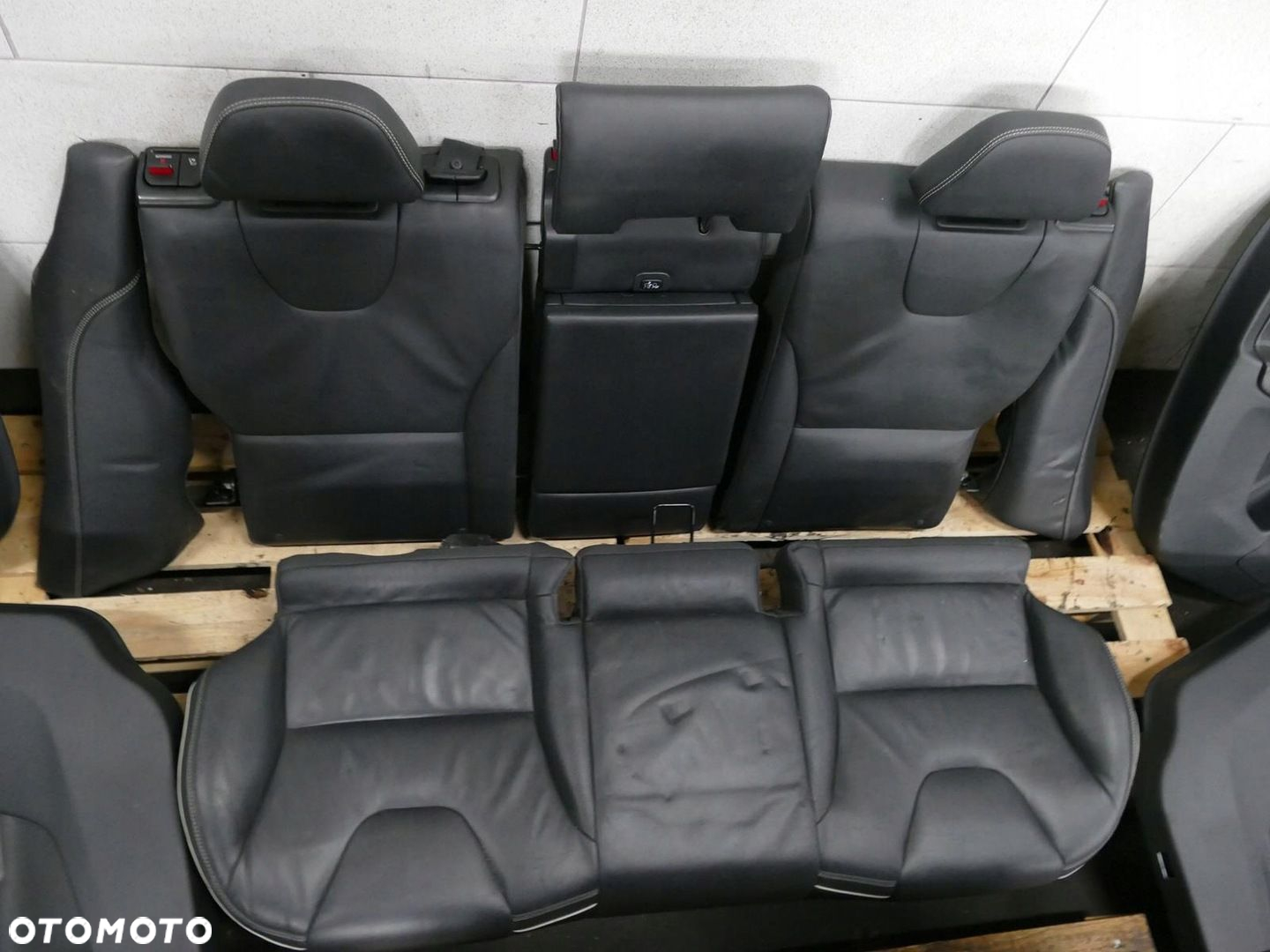 VOLVO XC60 I LIFT R-DESIGN FOTEL BOCZEK KANAPA FOTELE BOCZKI CZARNA SKÓRA - 10