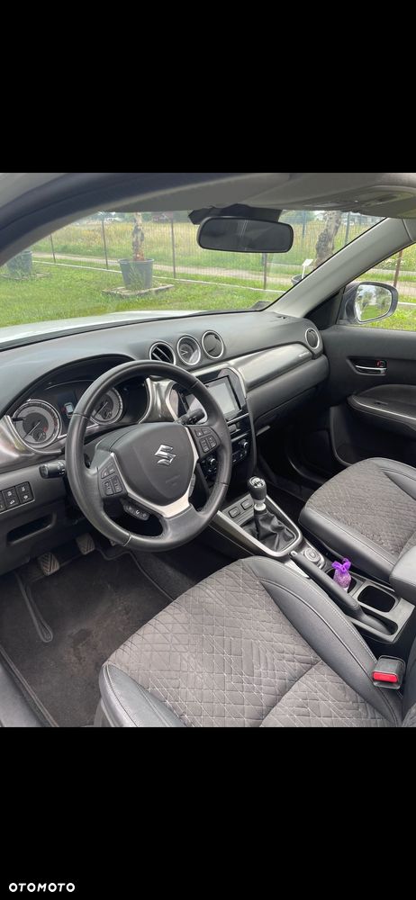 Suzuki Vitara 1.4 Boosterjet Premium 4WD - 12