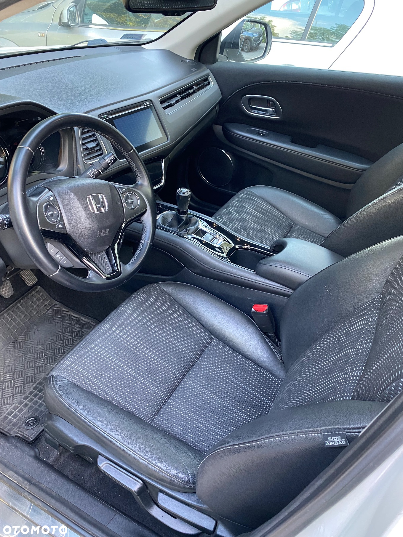 Honda HR-V 1.5 Executive (ADAS) - 8