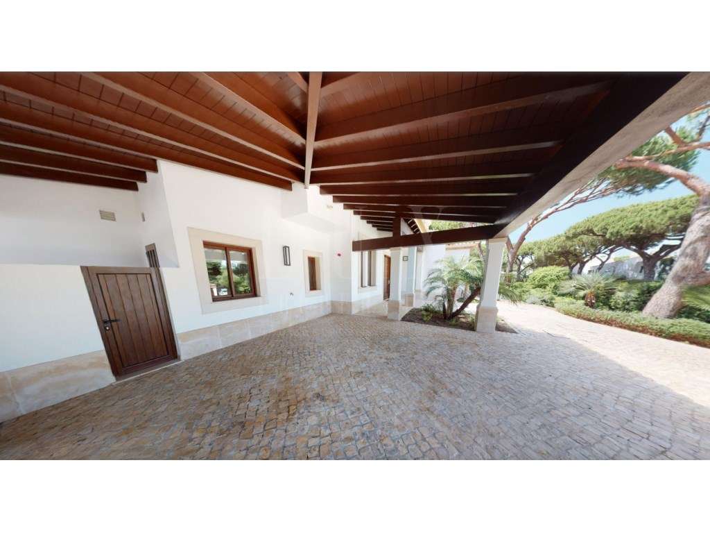 MORADIA DE LUXO T3+1 EM RESORT DE REFERÊNCIA NO ALGARVE - Grande imagem: 4/36