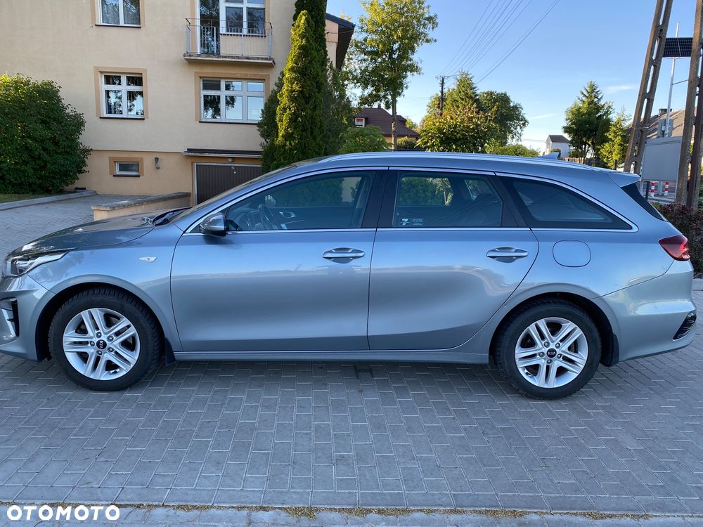 Kia Ceed 1.6 CRDi mHEV M - 5