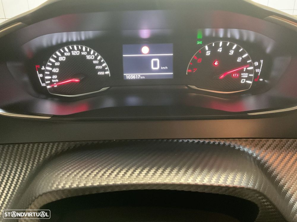 Peugeot 2008 1.2 PureTech Active Pack - 22