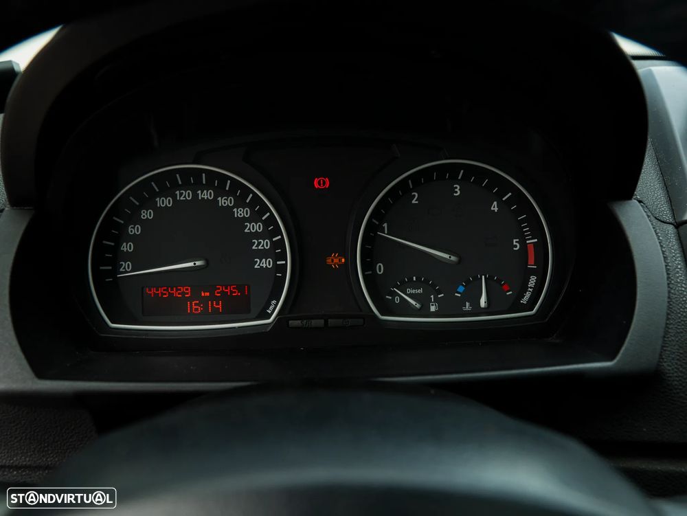 BMW X3 2.0 d - 18