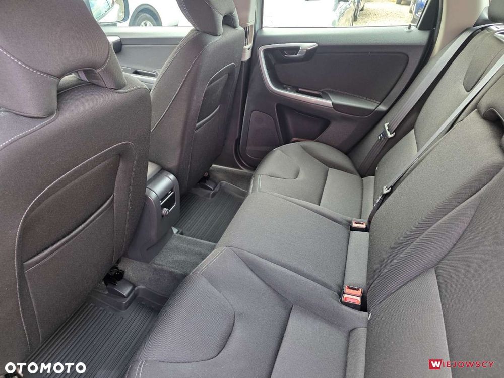 Volvo XC 60 - 16