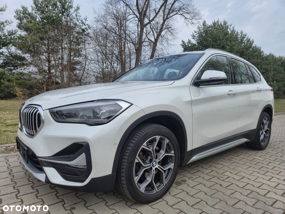 BMW X1 xDrive18d xLine - 1