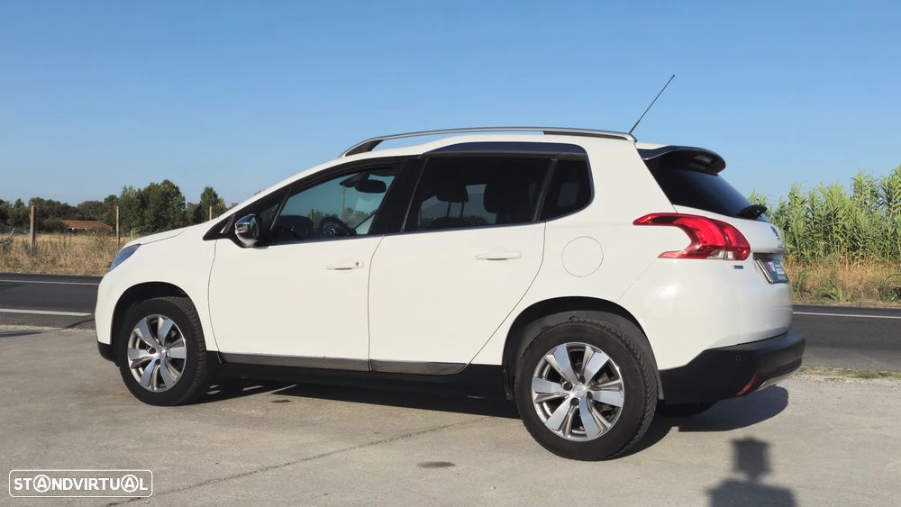 Peugeot 2008 1.6 e-HDi Allure - 5