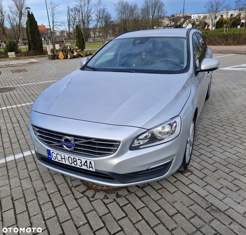 Volvo V60 D2 Geartronic Powershift Edition Pro - 2