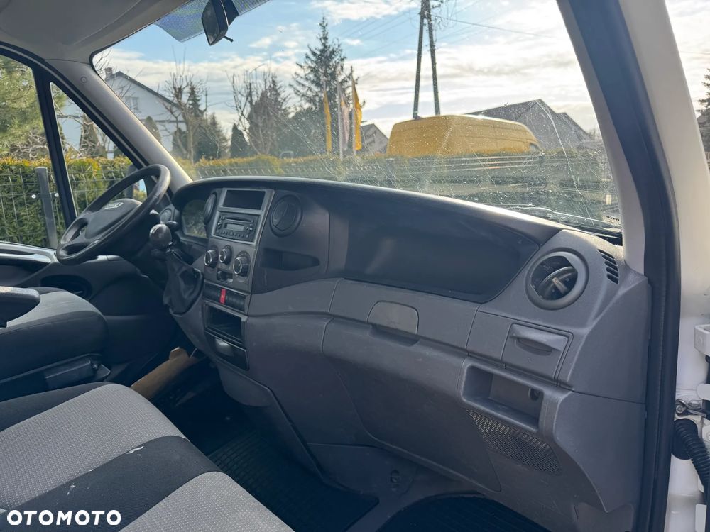 Iveco Daily 35C13**Skrzynia**Bliźniak**Sprowadzony - 12