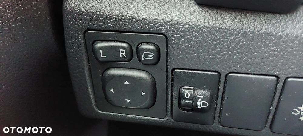 Toyota Auris 1.2 T Prestige MS - 17