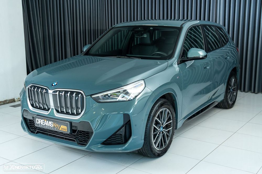 BMW iX1 xDrive30 Pack Desportivo M - 12